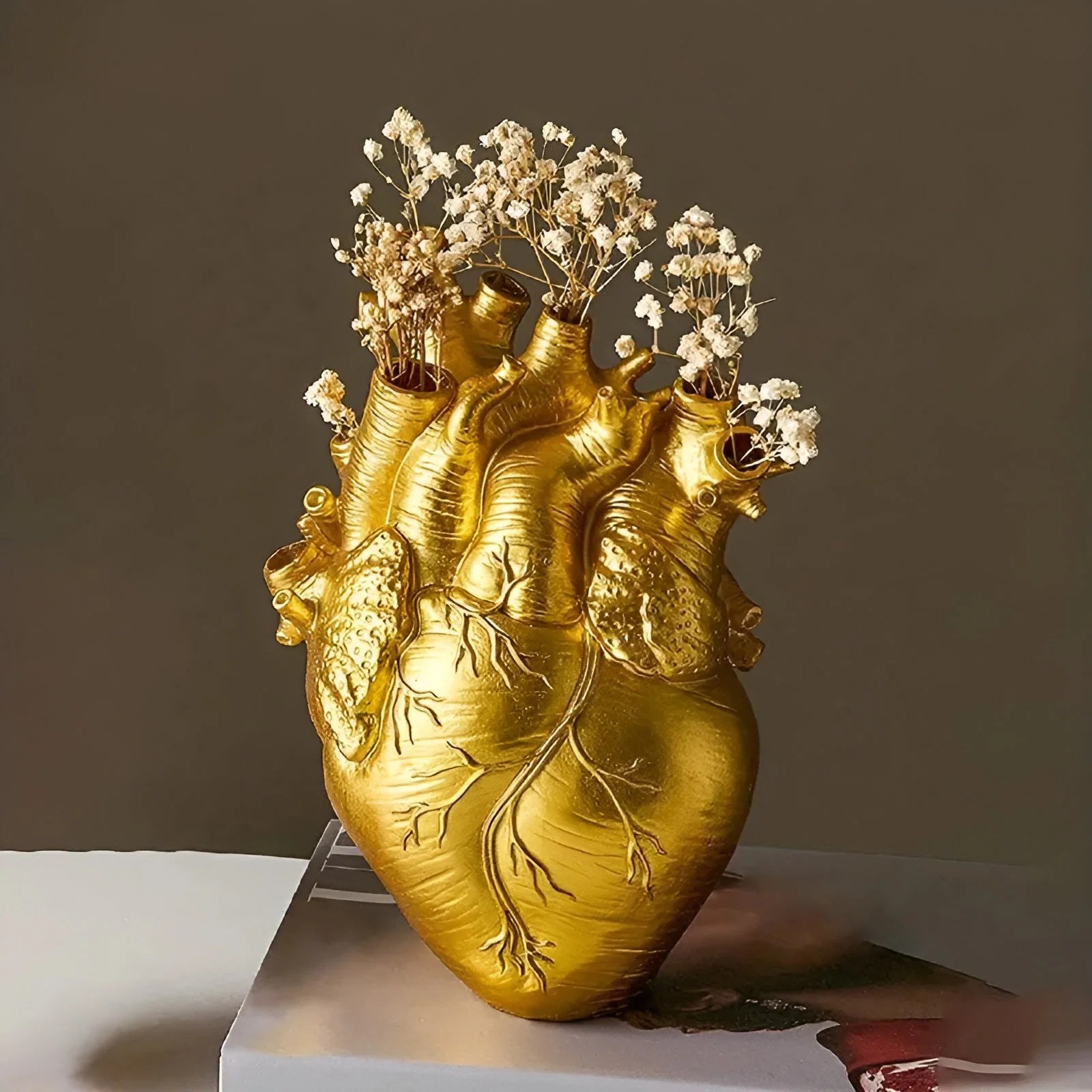 bamboo-wood-lively-heart-shaped-vase-41191753_2.jpg
